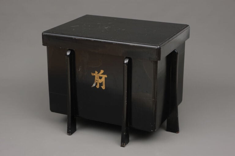 JAPON - milieu de la période Shôwa (milieu du XXe siècle). - ARMURE (ô'yoroi) l…