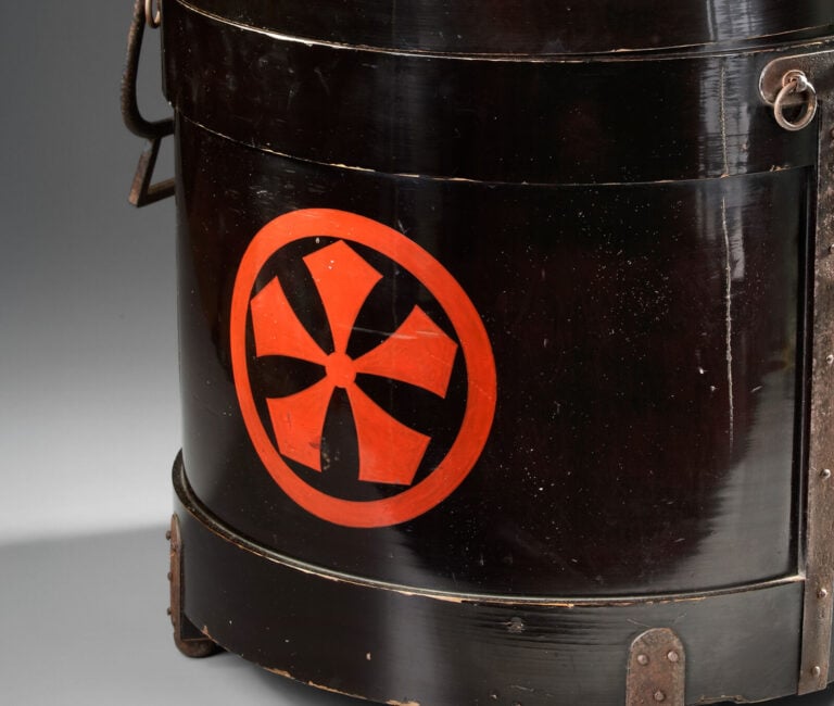 JAPON - Période Edo, vers 1800 - RECIPIENT cylindrique (携帯食器, keitai shôki), co…