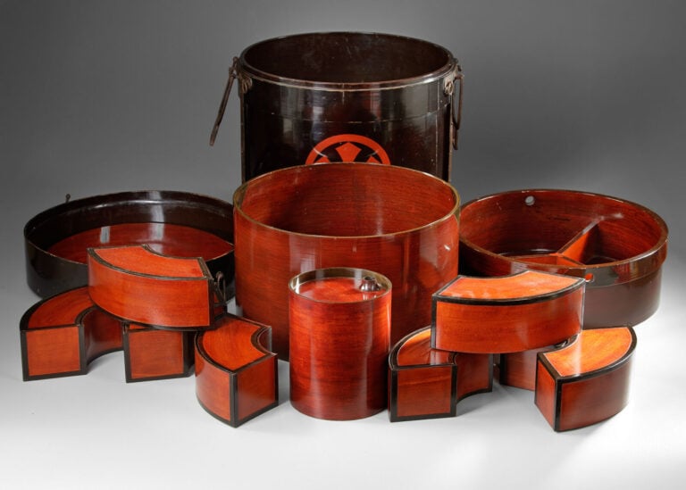 JAPON - Période Edo, vers 1800 - RECIPIENT cylindrique (携帯食器, keitai shôki), co…