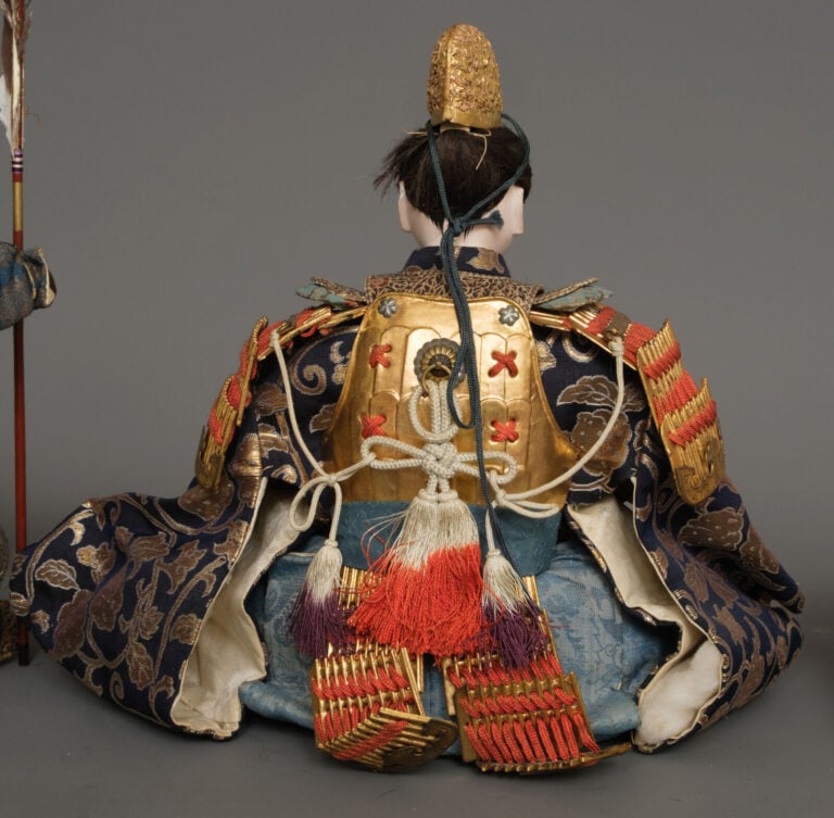 JAPON - Période Meiji (1868-1912) - Ensemble de DEUX POUPEES 武者人形 (musha ningyô…