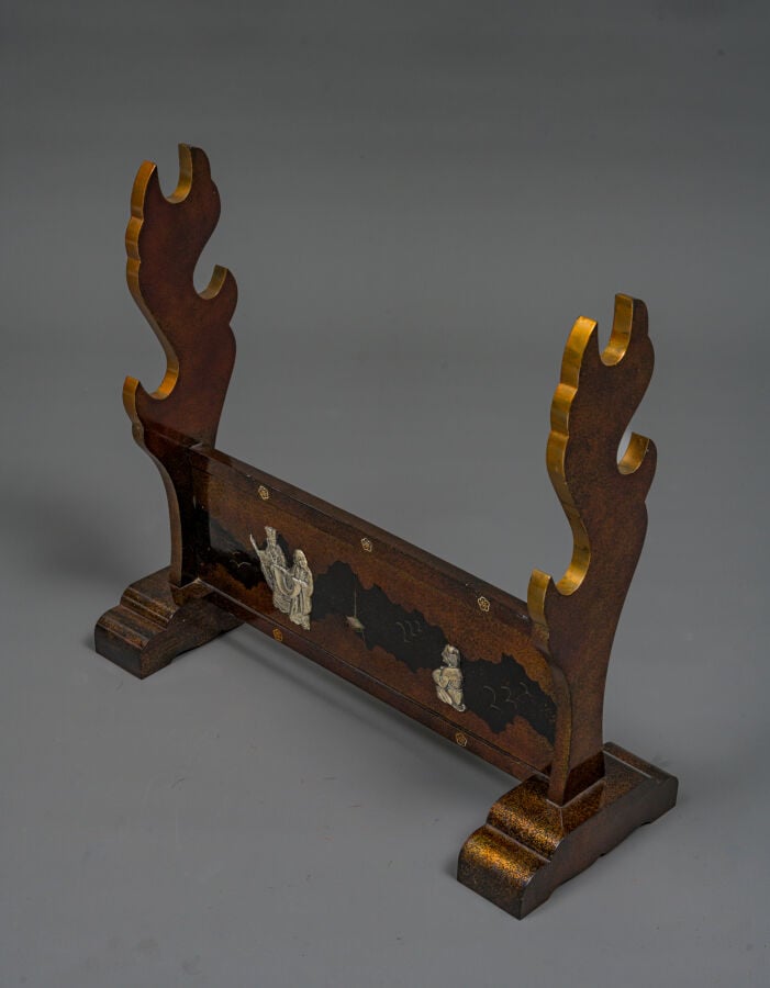 JAPON- Période Meiji (1868-1912) - - Support de sabre katana'kake 刀掛け en bois l…
