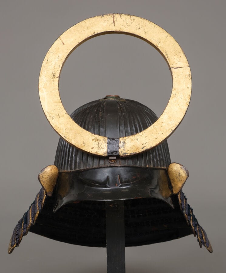JAPON - première moitié du XIXe siècle - Grande ARMURE japonaise laquée noir et…