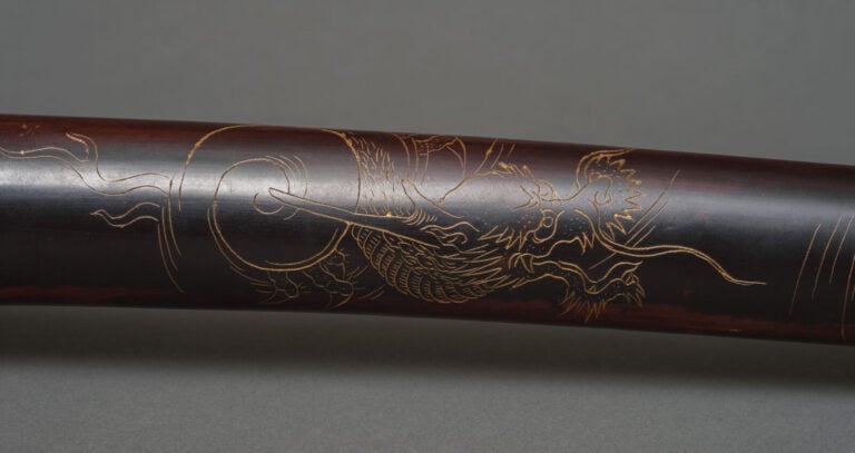 JAPON. XVIIIe siècle (période Edo) - SABRE Wakizashi Shinto en koshirae laqué m…