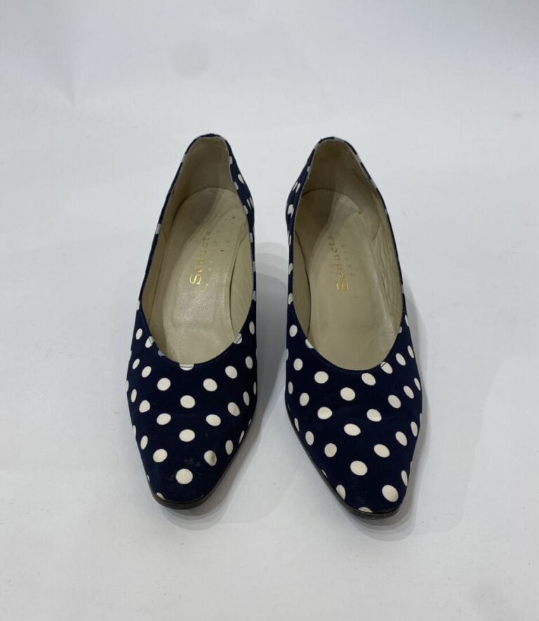ORCADE (dans le goût de Chanel), SEDUCTA, DUMOND, DA - Lot de quatre paires de…