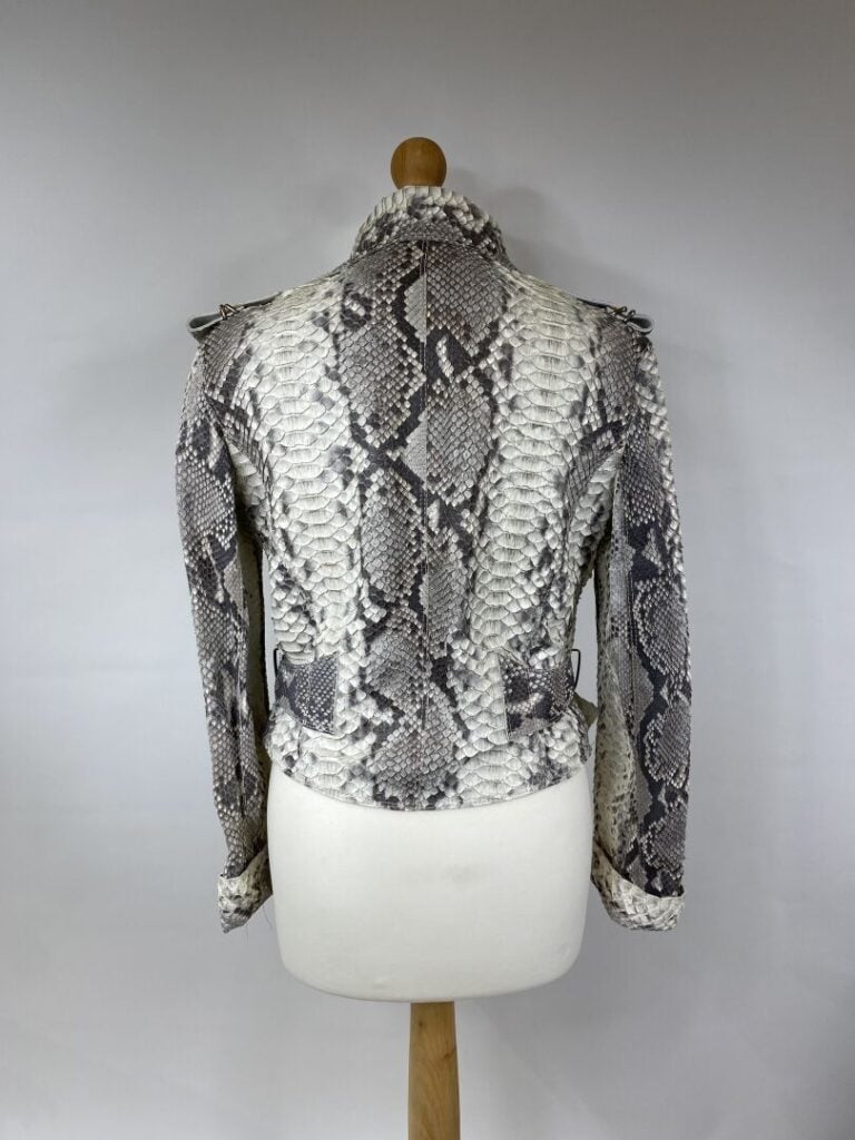 REVEIL - Blouson perfecto en python blanc et gris. - (Taille indiquée L, corres…