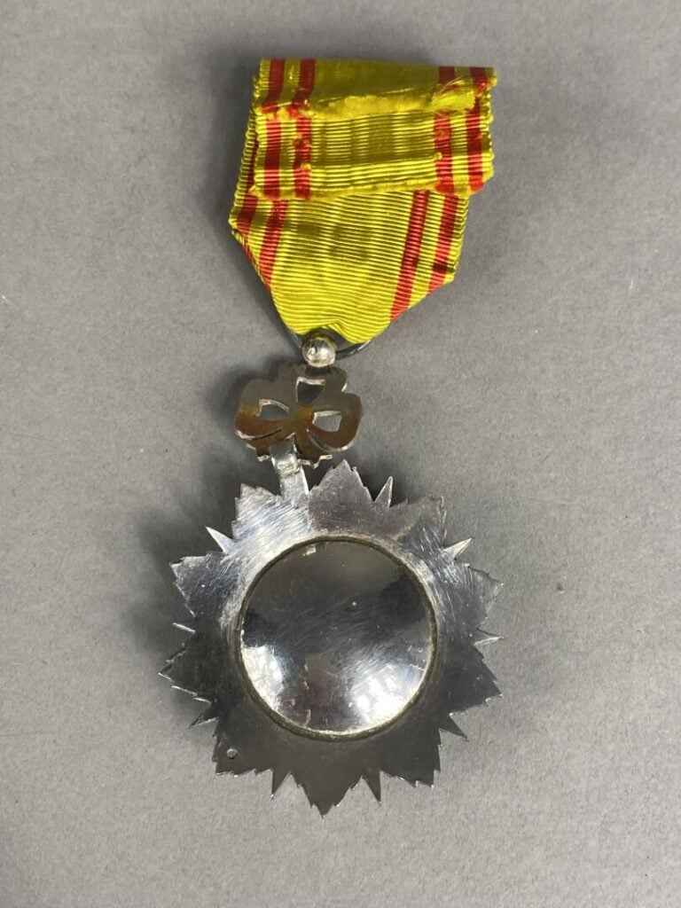 Tunisie - Décoration - Ordre du Nichan Iftikhar crée en 1835.