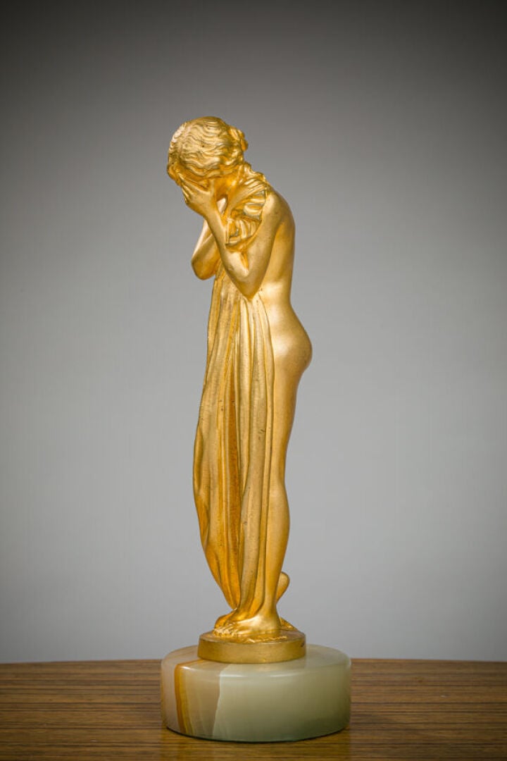 ALEXANDRE CARON (1857-1932) - La pleureuse - Sculpture en bronze doré - Signée…
