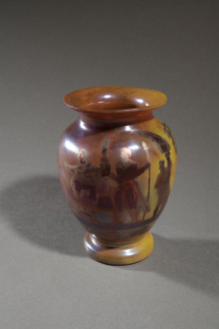 Amédée DE CARANZA (1840-1912) - Vase à corps ovoïde sur talon plat circulaire e…