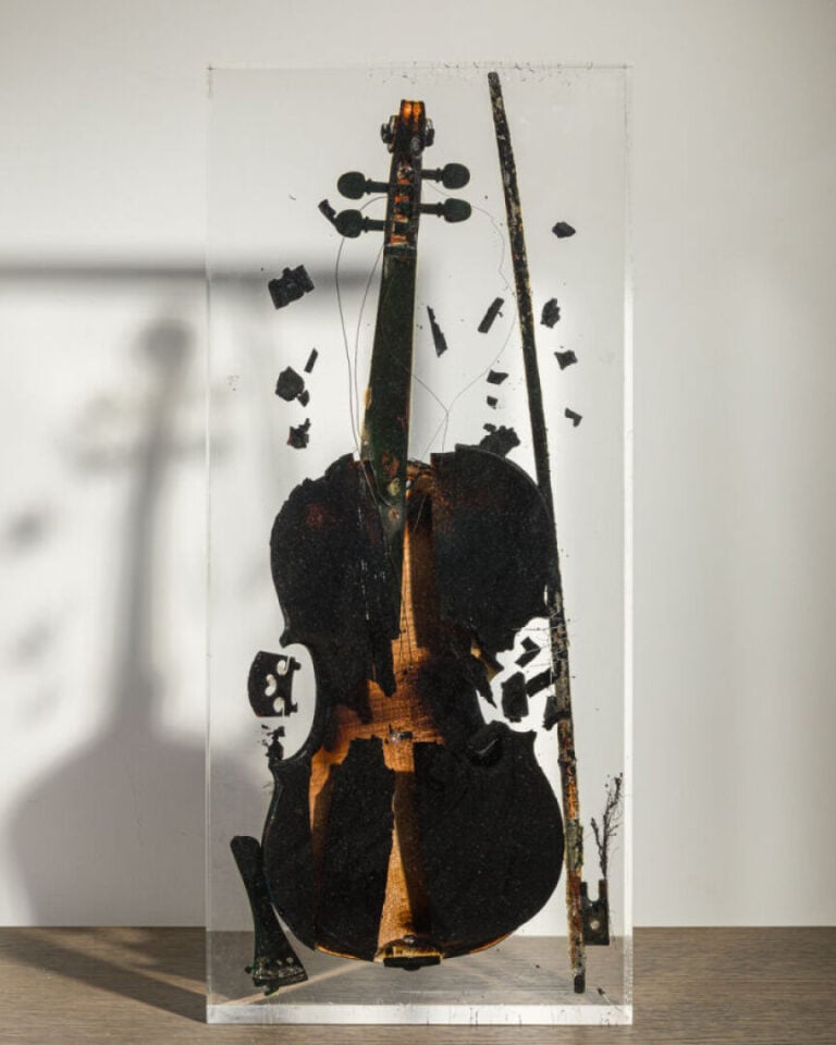 ARMAN (1928-2005) Arman Hernandez dit - Violon calciné, c.1980 - Inclusion d'él…