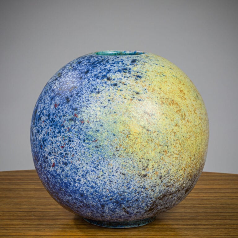 BERNARD BUFAS POUR LA GRANGE AUX POTIERS - Vase boule en céramique émaillée pol…