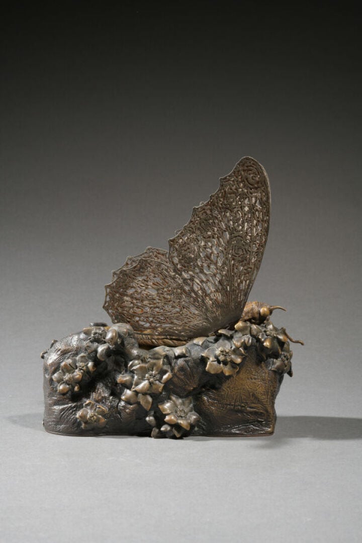 Carl KAUBA (1865-1922) - Femme papillon - Epreuve en bronze à patine nuancée -…