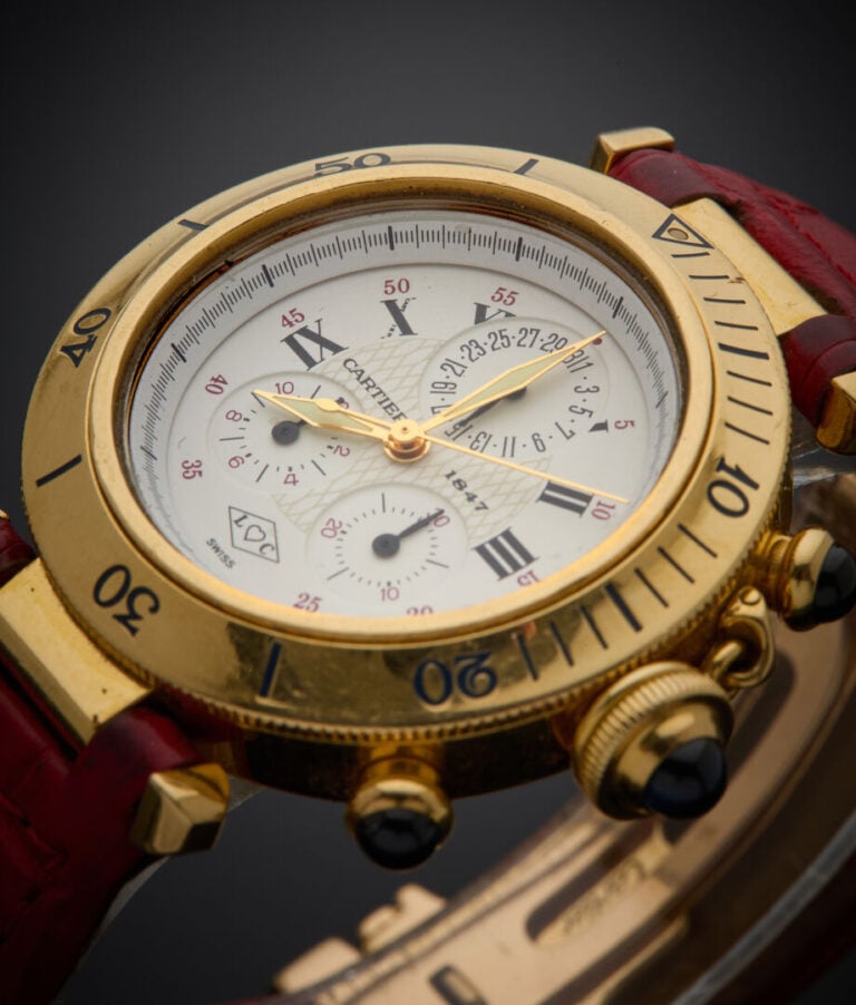 CARTIER - - BRACELET MONTRE ronde, chronographe, modèle "Pasha" en or jaune (75…
