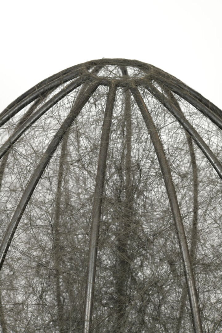 Chiharu SHIOTA (1972) - State of Being (Ellipsoid), 2011 - Métal et fils - H :…
