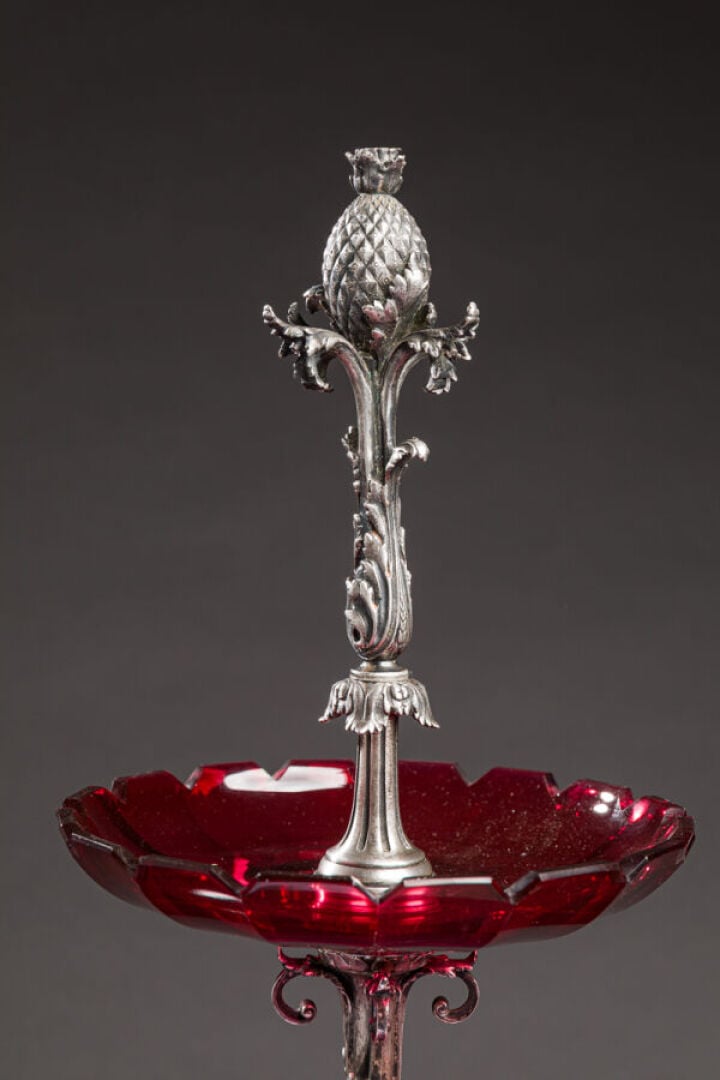 HALPHEN & BACCARAT - Rare ensemble composé de 4 coupes et - d'un serviteur muet…