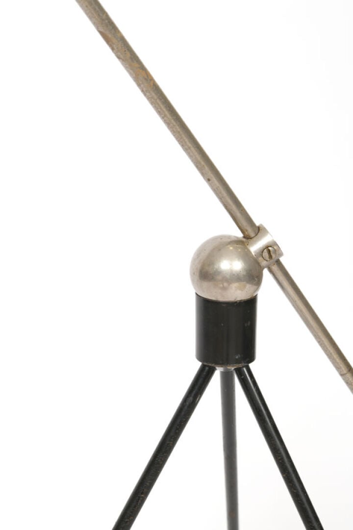 Hans FILLEKES (1918-1983) - Lampadaire à balancier modèle "Magneto" en métal ch…