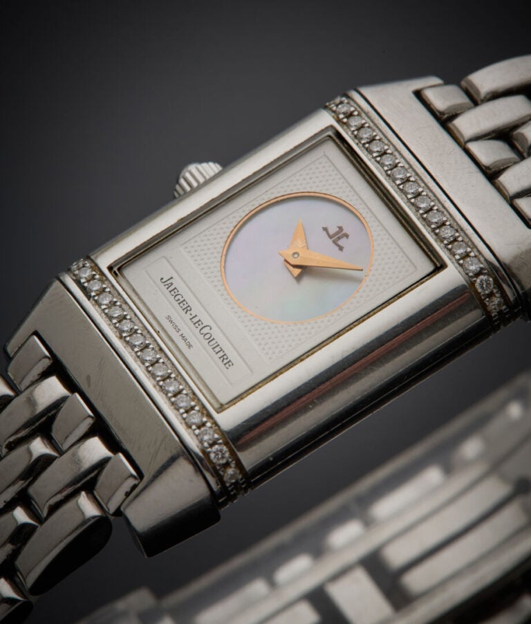 JAEGER LECOULTRE - - BRACELET MONTRE rectangulaire de dame, en acier rainuré, m…