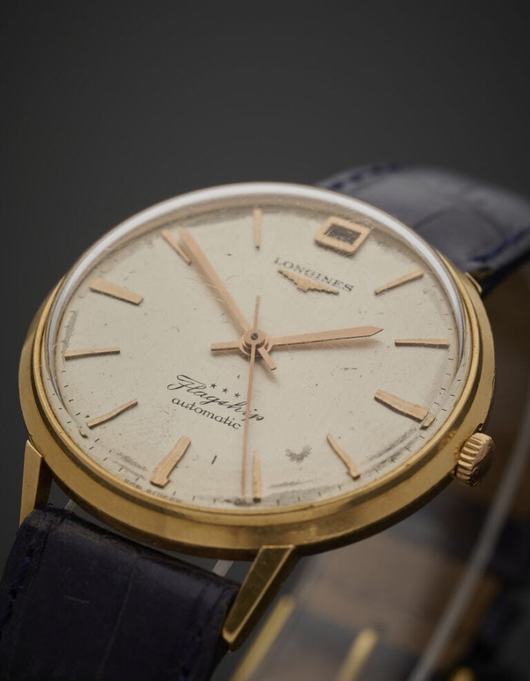 LONGINES - - BRACELET MONTRE ronde "Flagship" en or jaune (750‰). Cadran satiné…