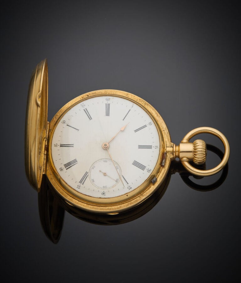 MONTRE de POCHE SAVONNETTE en or jaune (750‰) uni. Cadran émail blanc (fêles, u…