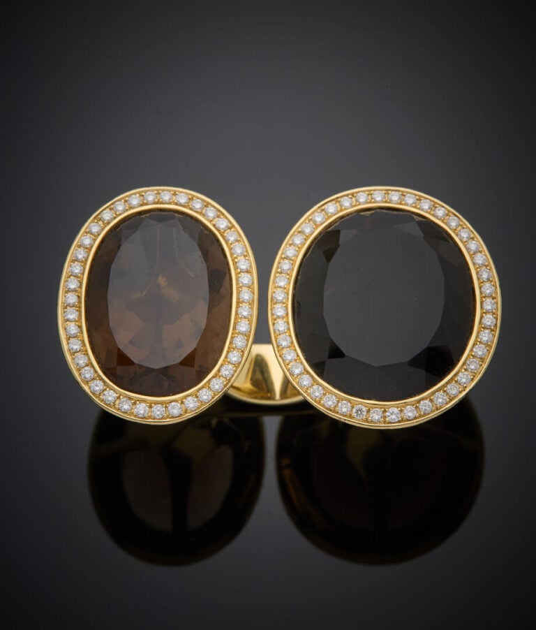 MORGANNE BELLO - - Importante BAGUE "toi & moi" ouverte en or jaune (750‰) sert…
