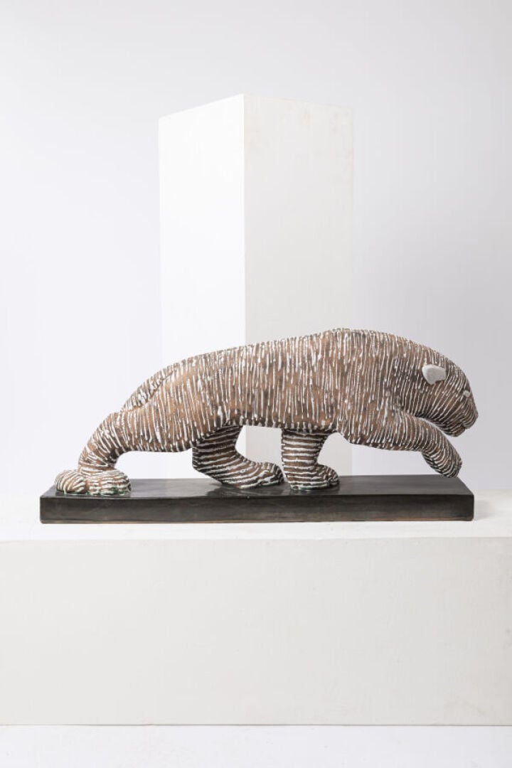 PRIMAVERA E. PIERRE (XXÈME) - Panthère marchant - Sculpture en faïence émaillée…