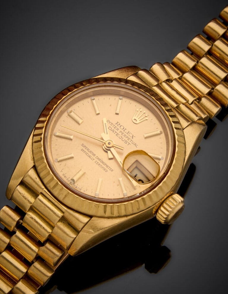 ROLEX - - BRACELET MONTRE ronde de dame, modèle "Oyster Perpetual Datejust" en…