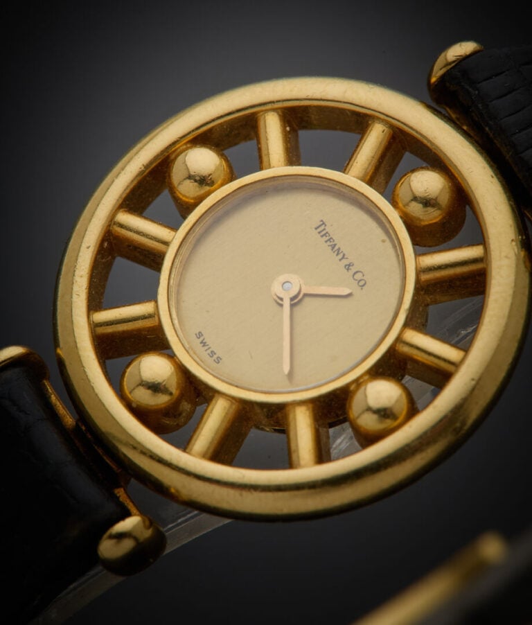 TIFFANY & Co - PALOMA PICASSO - - BRACELET MONTRE ronde de dame "gouvernail" en…