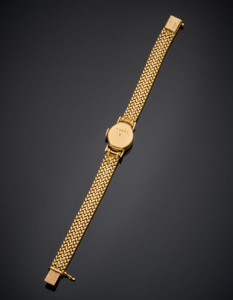 VAN CLEEF & ARPELS - GEORGES LENFANT - - BRACELET MONTRE ronde de dame en or ja…