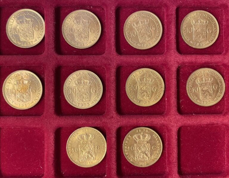 Ensemble de 10 pièces OR de 10 florins comprenant : - - 5x Wilhelmine ( 2x1913…