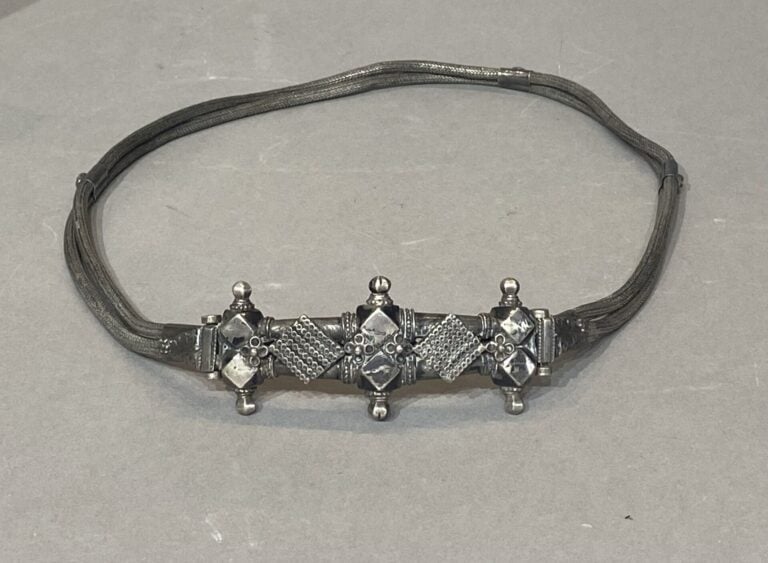 Travail indien - Ceinture de mariage dit Karmapatti en argent (800), maille pal…