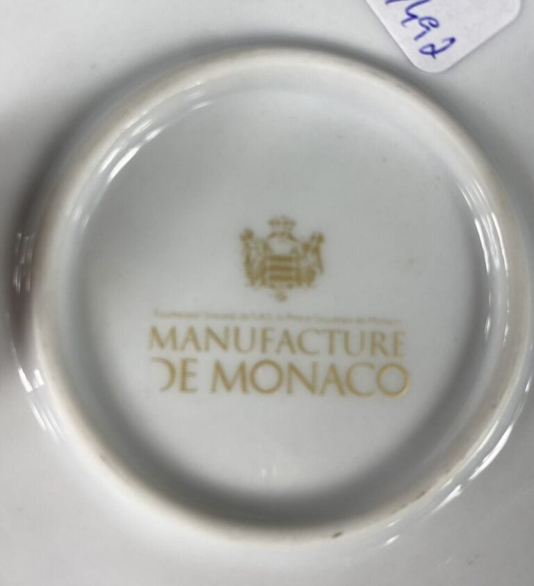 VILLEROY & BOCH - Ensemble de 6 tasses et sous-tasses du modèle Mariefleur - On…