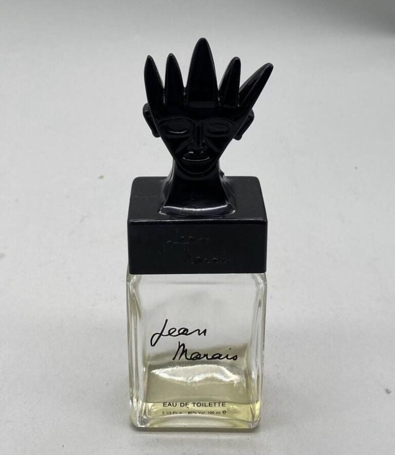 2 flacons : - - MONTANA, "Monolithe" , édition Baccarat limitée pour 1995. Avec…