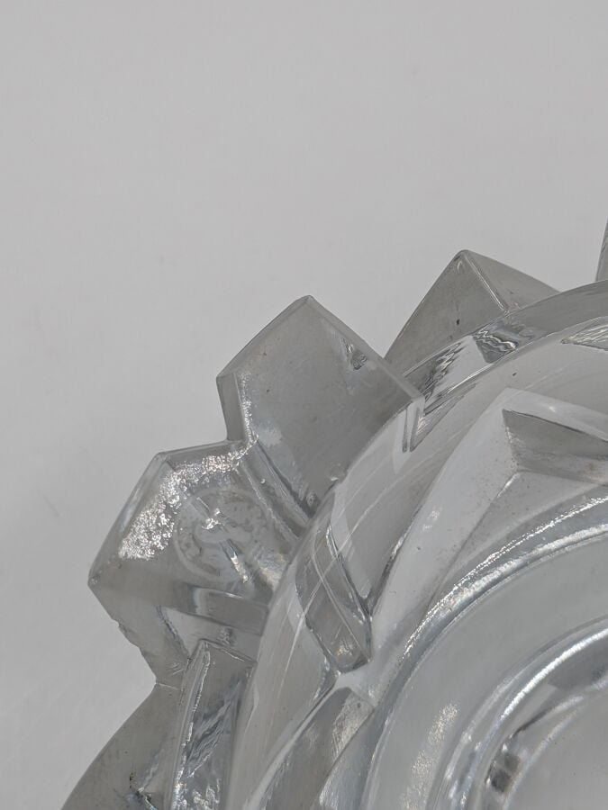 BACCARAT pour le cognac Martell. Dessin de Pierre Camin - Grand cendrier en cri…