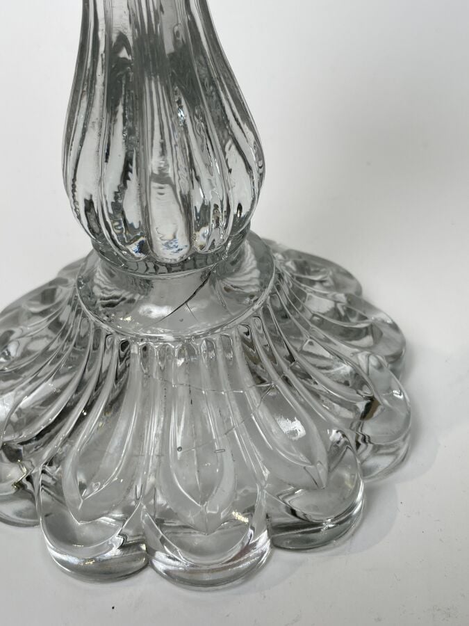 BOUGEOIR en verre moulé pressé de style Baccarat (défauts dans le verre) - Haut…