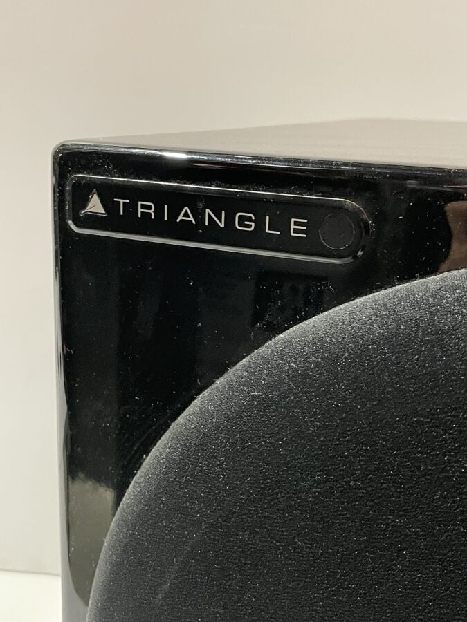 CAISSON DE BASSE TRIANGLE METEOR - Vendu en l'état, sans cables - Petites rayur…