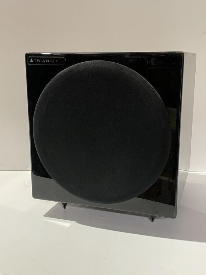CAISSON DE BASSE TRIANGLE METEOR - Vendu en l'état, sans cables - Petites rayur…