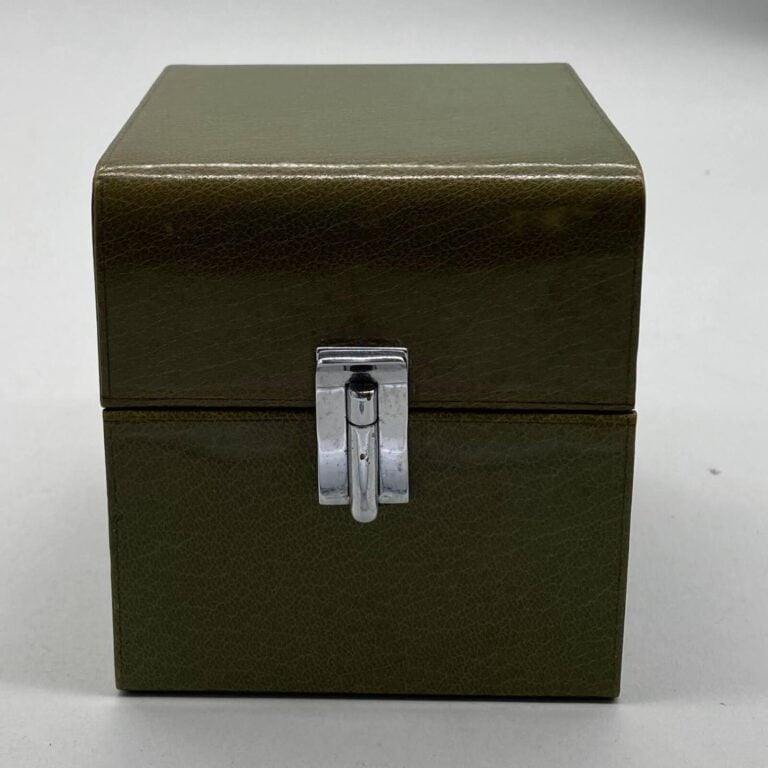 COTY, " Ambre antique", rare coffret de voyage, 2 flacons rectangulaires à bouc…