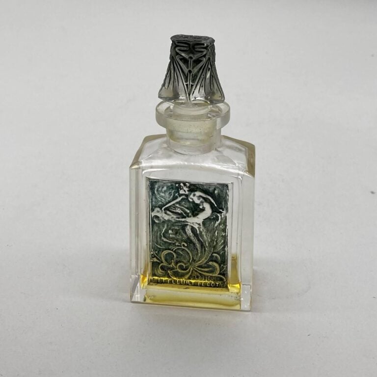 COTY "les fleurs" flacon de René Lalique, bouchon émeri en forme de deux cigale…