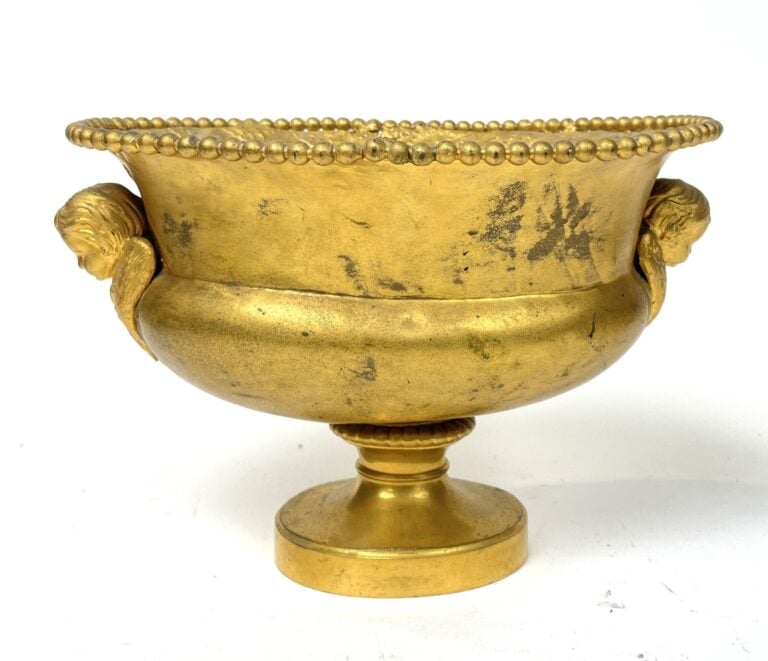 COUPE de style Restauration en métal doré - 20x28 cm - (accidents) - - Lot à re…