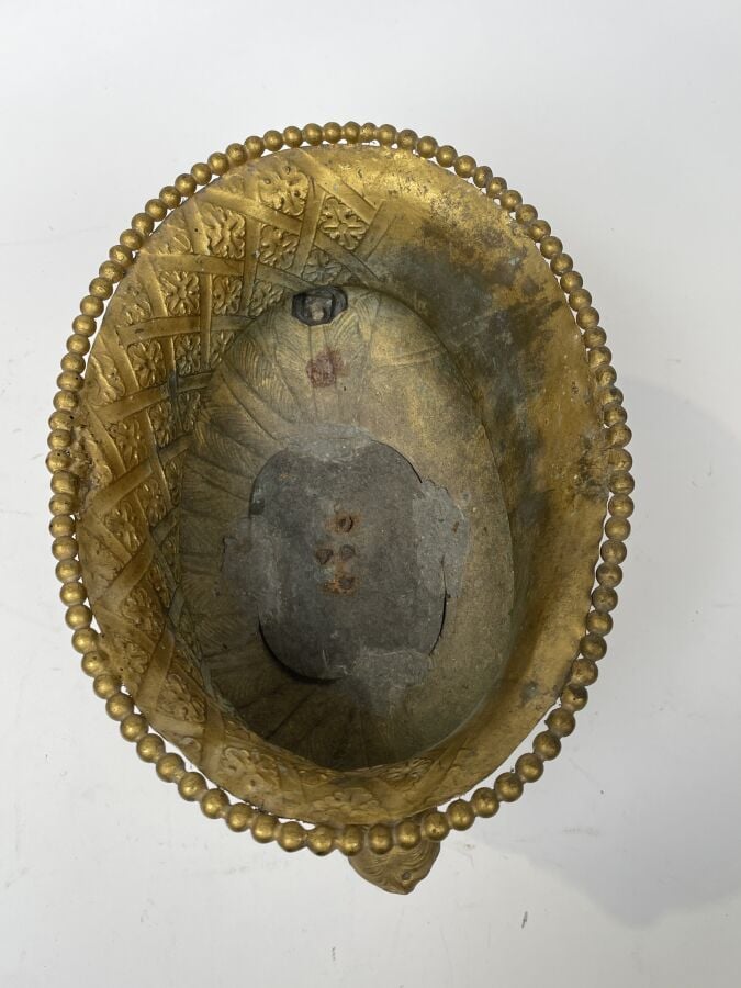 COUPE de style Restauration en métal doré - 20x28 cm - (accidents) - - Lot à re…