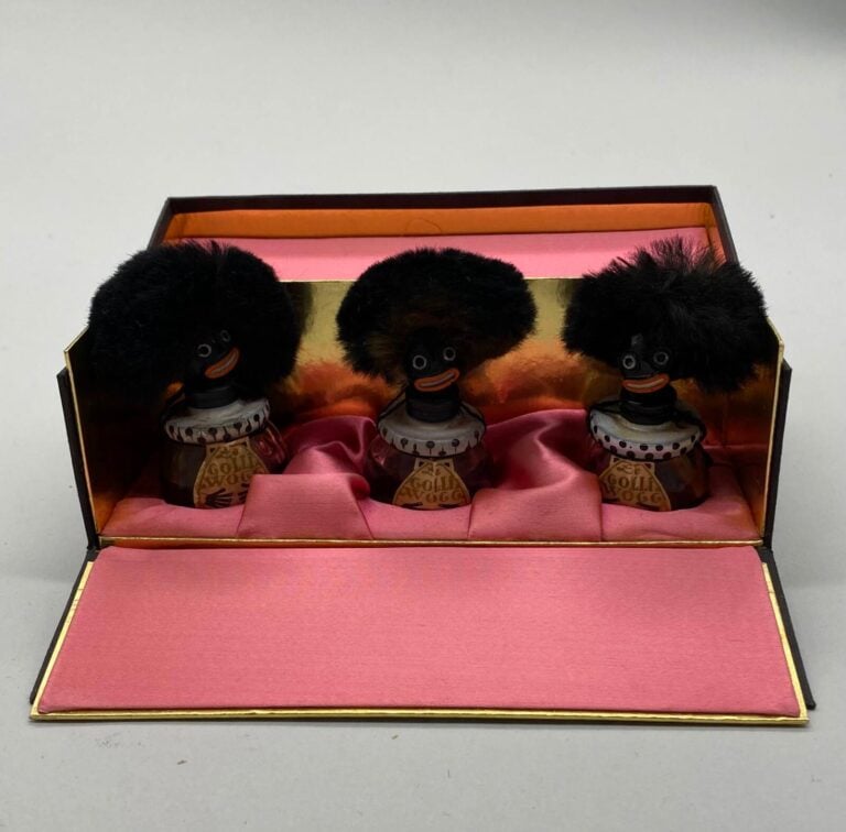 DE VIGNY, 1 coffret contenant 3 flacons "Golli Wogg" dessiné par BRUNOFF, petit…