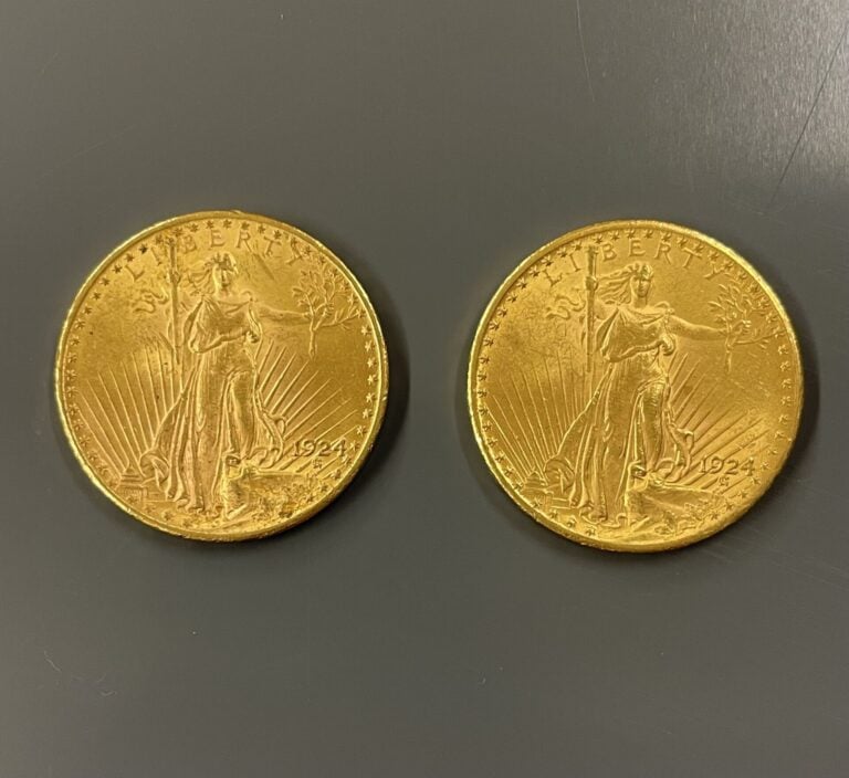 ETATS UNIS - Deux pièces de 20 dollars or, Liberty 1924 (x2) - Poids total : 66…