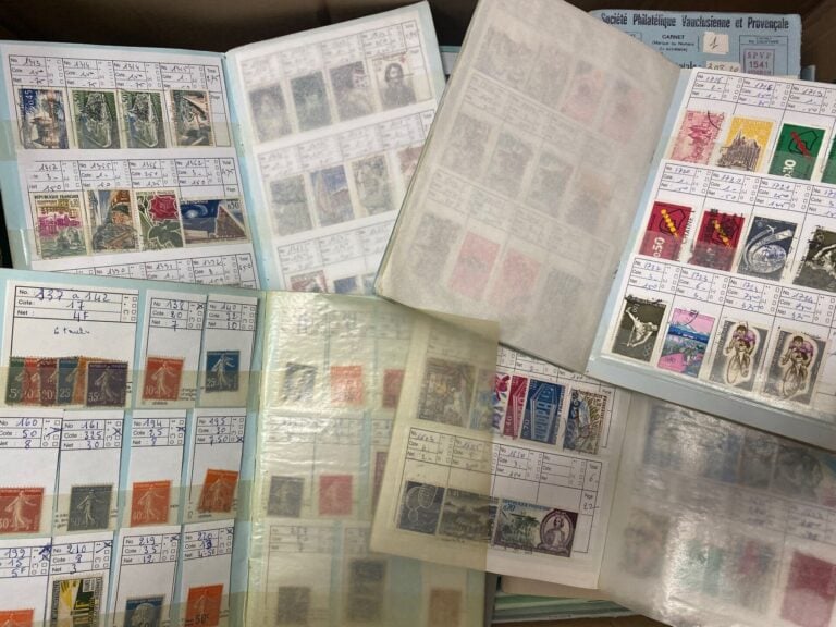 Grande quantité de carnets à choix de timbres de France. - A trier, tous états.…