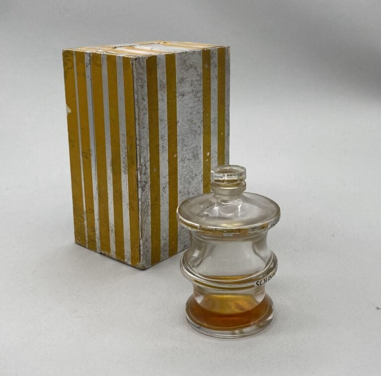 GUERLAIN "Sous le vent", flacon en cristal, Baccarat, bouchon émeri bloqué, fla…