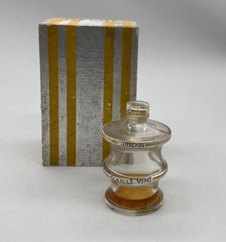GUERLAIN "Sous le vent", flacon en cristal, Baccarat, bouchon émeri bloqué, fla…