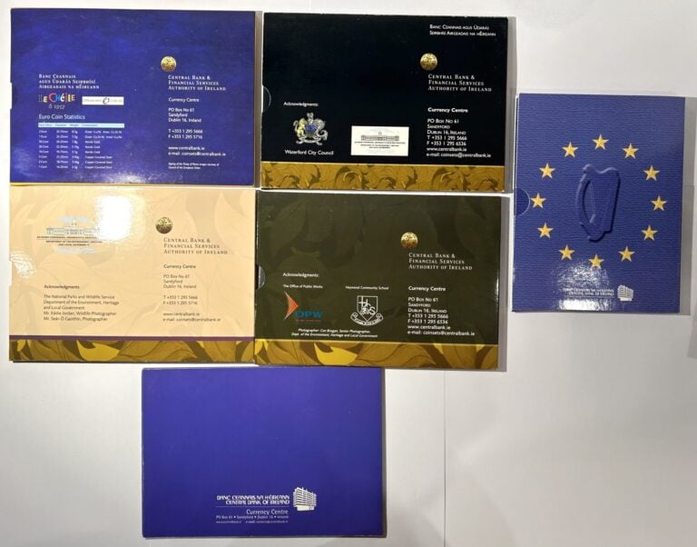 Irlande - Euros - Lot de six coffrets BU Irlande comprenant les années 2002, 20…