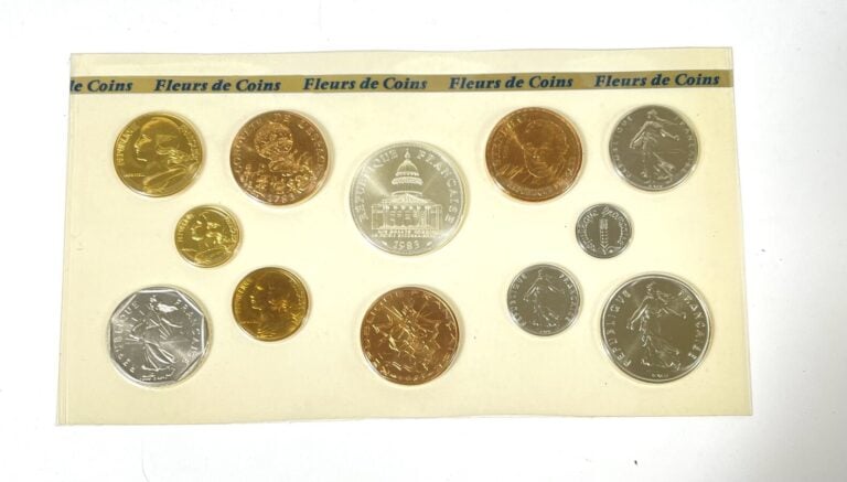 Lot de Monnaies de Paris - - MONNAIE DE PARIS - Coffret "Série en Euros de pièc…