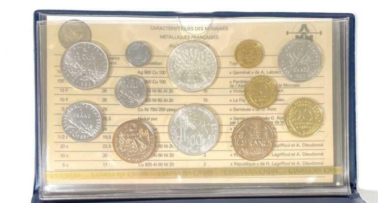 Lot de Monnaies de Paris - - MONNAIE DE PARIS - Coffret "Série en Euros de pièc…