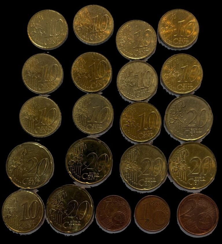 Monaco-Euros - Lot comprenant : - -Une 20 Centimes 2001 - -Cinq 20 Centimes 200…