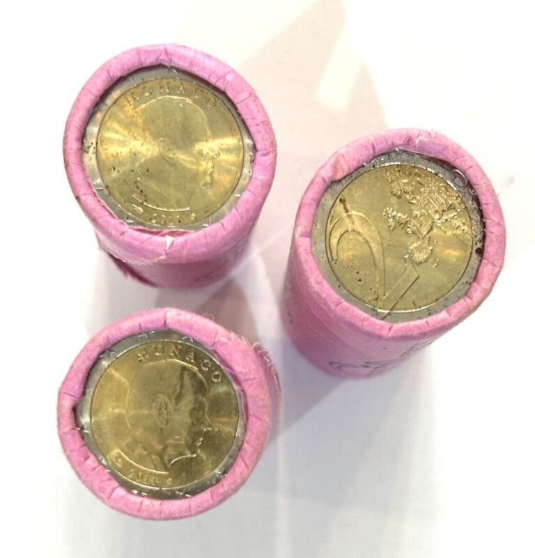 Monaco - Euros - Lot de trois rouleaux de 2 Euros commémoratives 2011 - A : Têt…