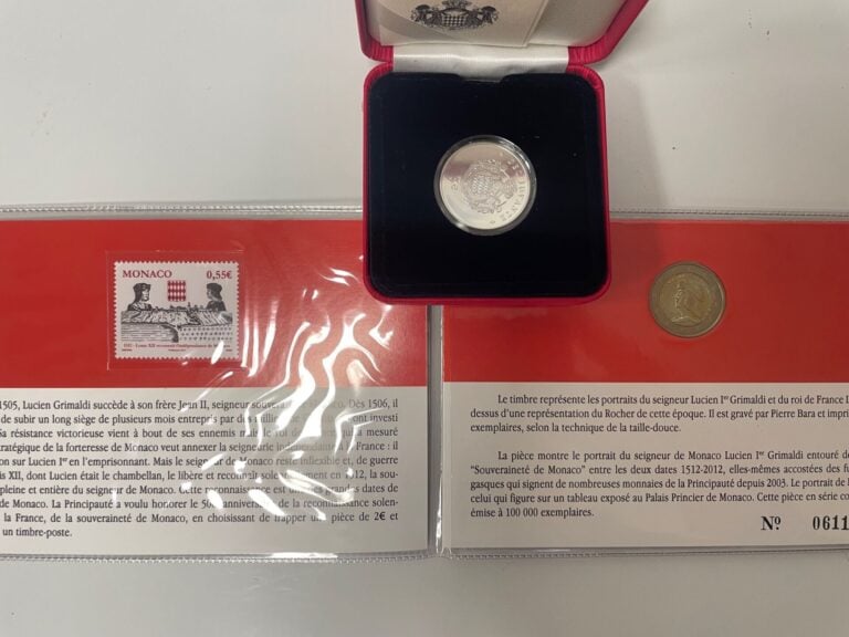 Monaco - Euros - Une 5 Euros Argent 2008, Albert II - A : Tête à droite d'Alber…
